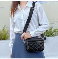 Women's Medium Pu Leather Solid Color Lingge Basic Classic Style Square Zipper Shoulder Bag Crossbody Bag Square Bag main image 7
