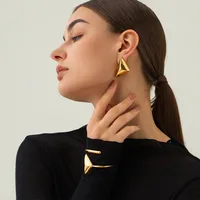 1 Pair Simple Style Classic Style Triangle Plating 316 Stainless Steel  18K Gold Plated Ear Studs main image 1