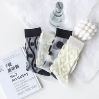 Women's Casual Round Dots Stripe Cherry Nylon Cotton Jacquard Crew Socks A Pair main image 3