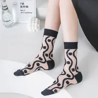 Women's Casual Round Dots Stripe Cherry Nylon Cotton Jacquard Crew Socks A Pair main image 4