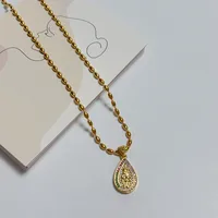 Stainless Steel Copper 18K Gold Plated Classic Style Plating Inlay Portrait Oval Zircon Pendant Necklace main image 4