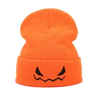 Women's Retro Solid Color Embroidery Eaveless Wool Cap main image 3