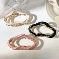 Women's Simple Style Solid Color Metal Hair Claws main image 4