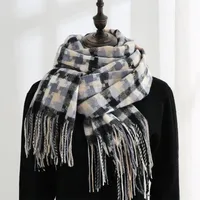 Women's Elegant Lady Plaid Imitation Cashmere Tassel Scarf sku image 4
