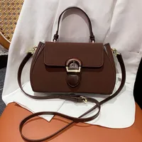 Women's Small All Seasons Pu Leather Solid Color Streetwear Square Magnetic Buckle Shoulder Bag main image 3