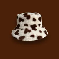 Women's Vintage Style Heart Shape Curved Eaves Bucket Hat main image 5
