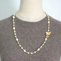 Retro Artistic Butterfly Imitation Pearl Copper Beaded Plating Gold Plated Necklace main image 1