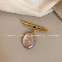 Elegant Simple Style Printing Freshwater Pearl Copper Plating Inlay Zircon Women's Brooches main image 2