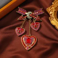 Glam Retro Heart Shape Arrow Alloy Women's Brooches main image 2