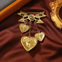 Glam Retro Heart Shape Arrow Alloy Women's Brooches main image 5