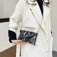 Women's Medium Pu Leather Crocodile Streetwear Square Magnetic Buckle Square Bag main image 3