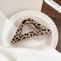 Women's Simple Style Streetwear Leopard Resin Hair Claws sku image 5