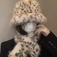 Women's Retro Classic Style Leopard Eaveless Bucket Hat main image 1