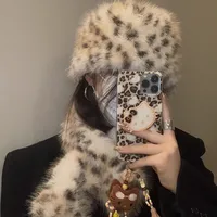 Women's Retro Classic Style Leopard Eaveless Bucket Hat main image 2