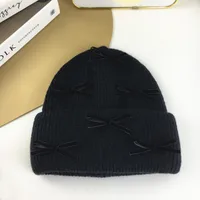 Women's Cute Classic Style Solid Color Bow Knot Eaveless Wool Cap main image 4