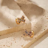 1 Pair Elegant Streetwear Geometric Copper Zircon Ear Studs main image 6
