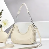 Women's Medium Pu Leather Solid Color Classic Style Dumpling Shape Zipper Shoulder Bag main image 3