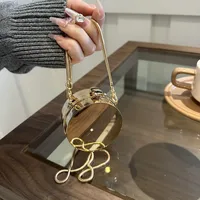 Women's Mini Arylic Solid Color Basic Classic Style Round Lock Clasp Shoulder Bag main image 5