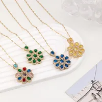 Wholesale Jewelry Casual Flower 304 Stainless Steel Copper Zircon Pendant Necklace main image 3