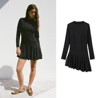 Women's Bodycon Dress Elegant Simple Style Round Neck Long Sleeve Solid Color Above Knee Holiday Daily main image 1