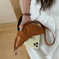 Women's Pu Leather Solid Color Simple Style Dumpling Shape Zipper Coin Purse main image 3