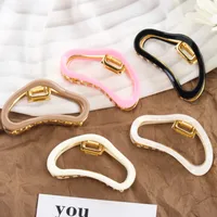 Women's Simple Style Classic Style Solid Color Alloy Hair Claws main image 1