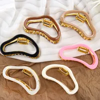 Women's Simple Style Classic Style Solid Color Alloy Hair Claws main image 2