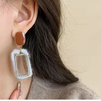 1 Pair Simple Style Classic Style Solid Color Patchwork Alloy Cloth Drop Earrings main image 4