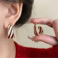 1 Pair Retro Geometric Enamel Alloy Earrings main image 3