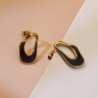 1 Pair Elegant Simple Style Asymmetrical Irregular Asymmetrical 304 Stainless Steel 18K Gold Plated Hoop Earrings main image 7