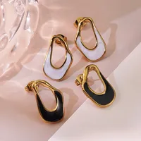 1 Pair Elegant Simple Style Asymmetrical Irregular Asymmetrical 304 Stainless Steel 18K Gold Plated Hoop Earrings main image 1