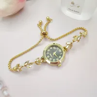 Casual Elegant Petal Magnet Buckle Quartz Women's Watches sku image 4