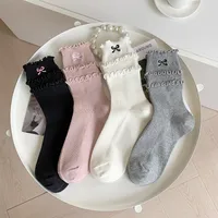 Women's Simple Style Solid Color Cotton Crew Socks A Pair main image 2