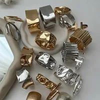 Vintage Style Solid Color Alloy Unisex Bangle main image 1