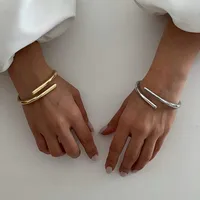 Vintage Style Solid Color Alloy Unisex Bangle main image 10
