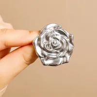 Simple Style Flower Zinc Alloy Plating Women's Brooches main image 4