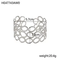 Retro Simple Style Leaves Solid Color Flower Titanium Steel Bangle In Bulk main image 5