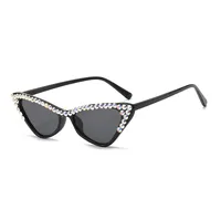 Fashion Streetwear Solid Color Ac Cat Eye Diamond Full Frame Women's Sunglasses main image 3