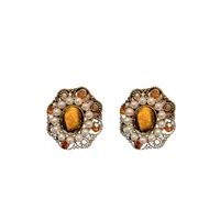 1 Pair Elegant Retro Geometric Alloy Tiger Eye Rhinestones Ear Studs main image 2