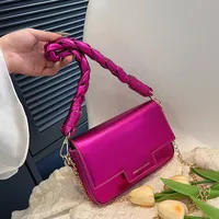 Women's Medium Pu Leather Solid Color Elegant Vintage Style Magnetic Buckle Square Bag main image 7
