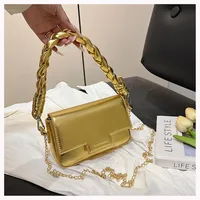 Women's Medium Pu Leather Solid Color Elegant Vintage Style Magnetic Buckle Square Bag sku image 4