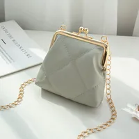 Women's Small Pu Leather Solid Color Lingge Classic Style Streetwear Lock Clasp Cosmetic Bag sku image 2