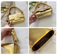 Women's Medium Pu Leather Solid Color Elegant Vintage Style Magnetic Buckle Square Bag main image 2