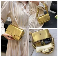 Women's Medium Pu Leather Solid Color Elegant Vintage Style Magnetic Buckle Square Bag main image 3