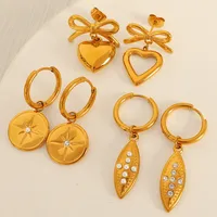 1 Pair Simple Style Heart Shape Plating Inlay Glass Bead Titanium Steel Rhinestones Glass Bead 18K Gold Plated Drop Earrings main image 7