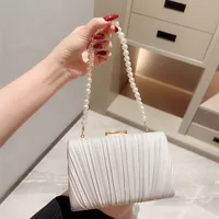 Women's Small Polyester Solid Color Vintage Style Classic Style Beading Lock Clasp Evening Bag main image 2