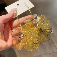 1 Pair Elegant Retro Luxurious Flower Plating Alloy Copper Gold Plated Silver Plated Drop Earrings main image 4