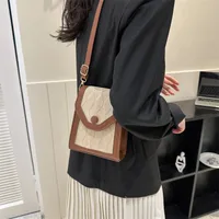 Women's Pu Leather Lingge Streetwear Magnetic Buckle Shoulder Bag main image 5