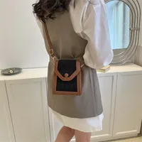 Women's Pu Leather Lingge Streetwear Magnetic Buckle Shoulder Bag main image 4