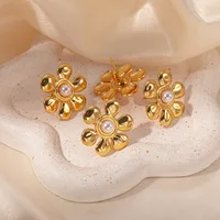 1 Pair Elegant Cute Flower Plating Inlay 304 Stainless Steel Pearl Gold Plated Ear Studs main image 2